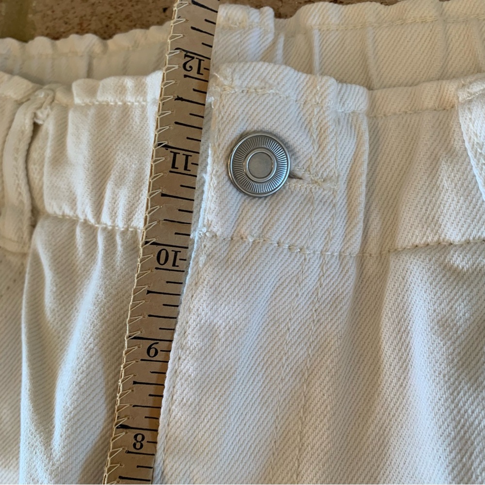 H&M | High Waisted Paper Bag White Pants | 4 - Picture 13 of 14